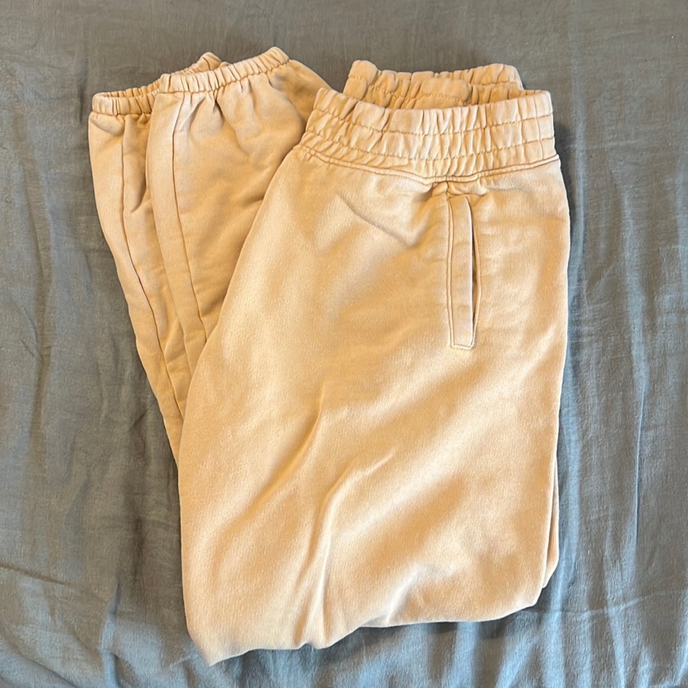 OFFLINE by Aerie Throwback Fleece Jogger Size S Travel Abroad